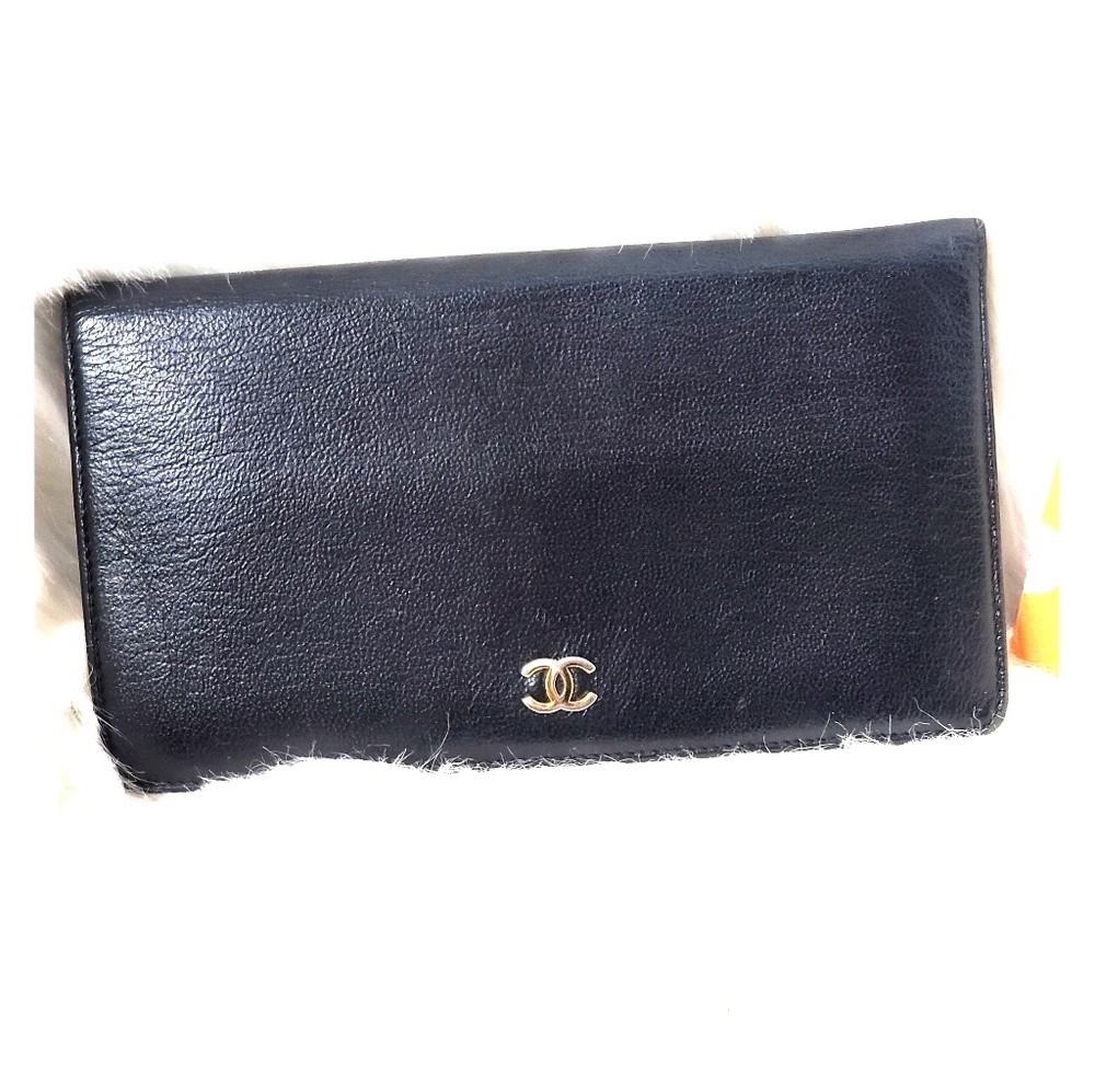 CC Logo Long Wallet Black Calf Skin CHA-NEL